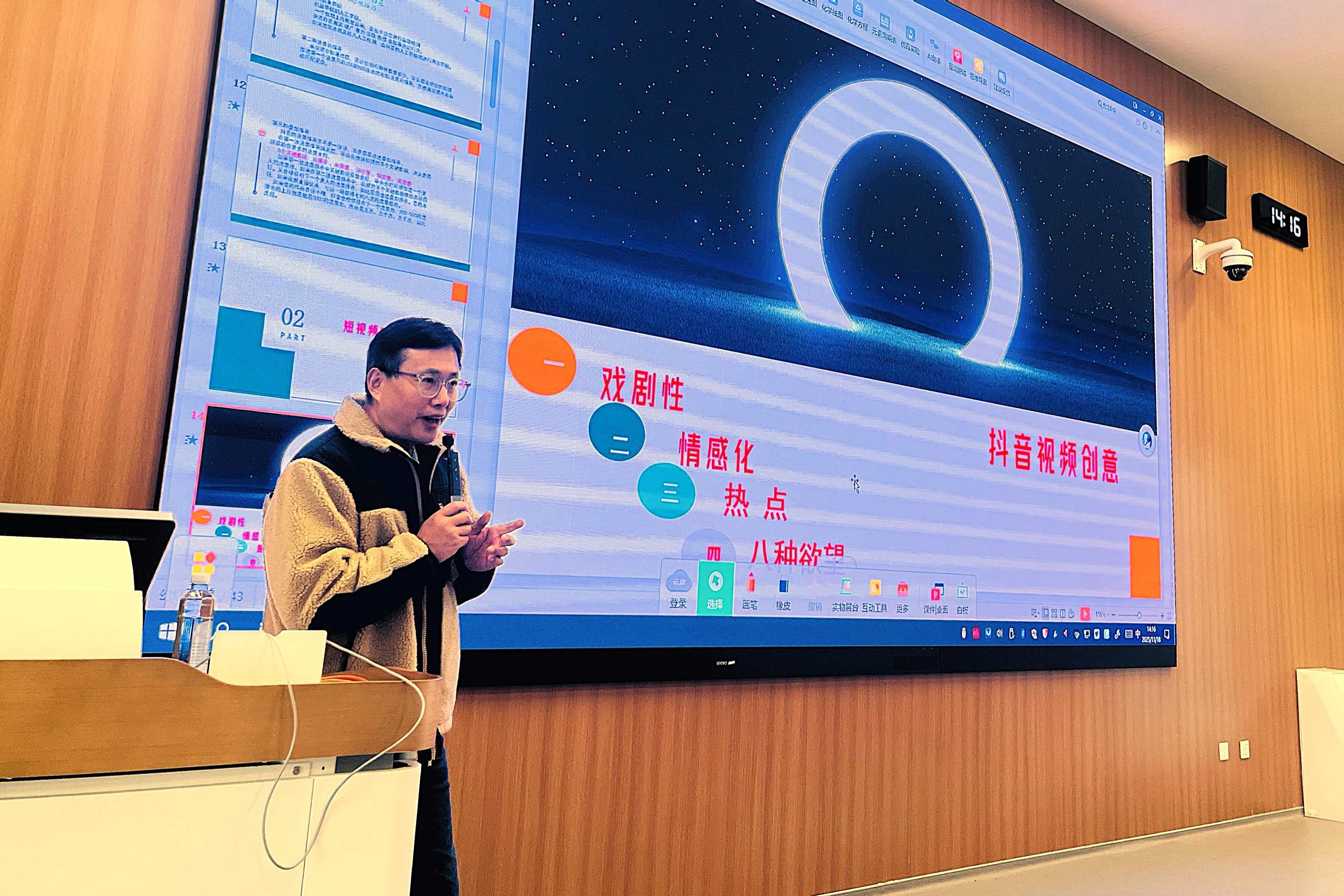 8b9160a83eb24cccac470bc09dc0d8b6.jpg 8b9160a83eb24cccac470bc09dc0d8b6.jpg